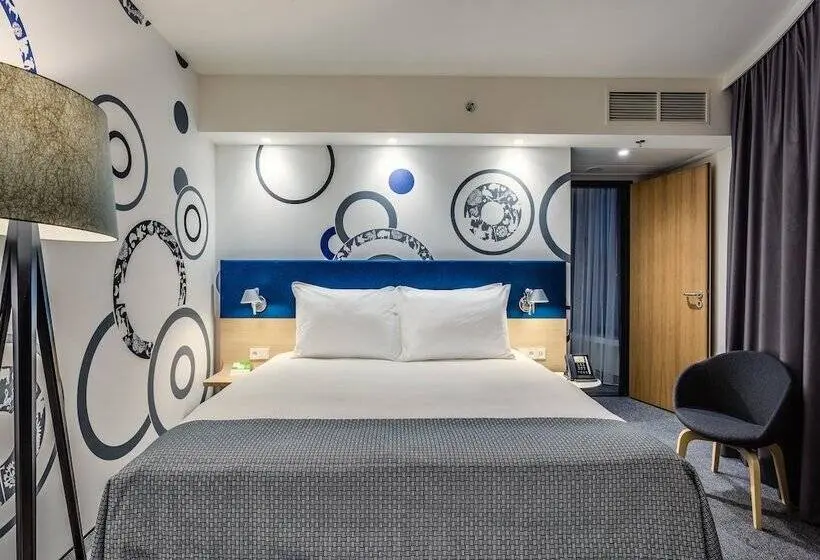 سوییت, Holiday Inn   Warsaw City Centre, An Ihg