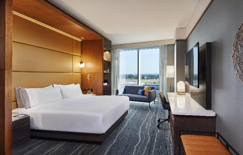 キングサイズベッドのスーペリアルーム, Intercontinental Minneapolis St. Paul Airport, An Ihg