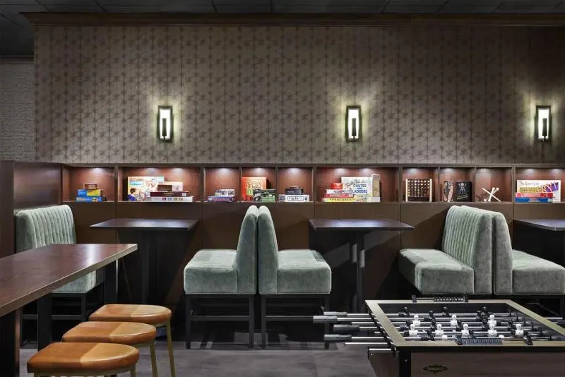キングサイズベッドのスイートルーム, Intercontinental Minneapolis St. Paul Airport, An Ihg