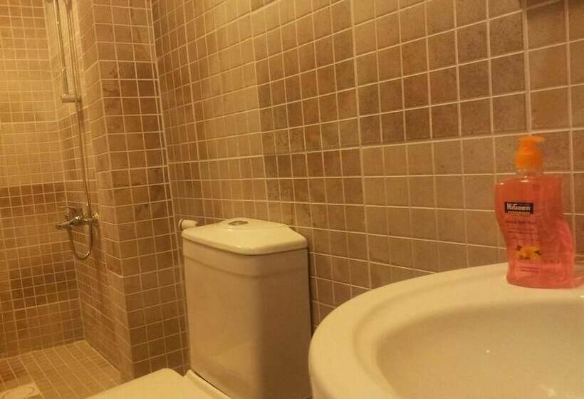 اتاق اکونومی, Jordan River