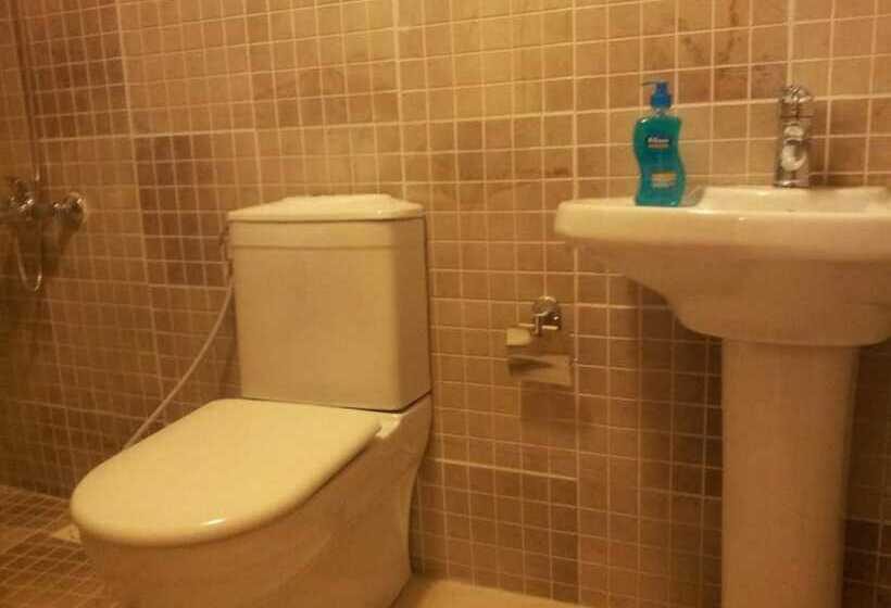 اتاق اکونومی, Jordan River