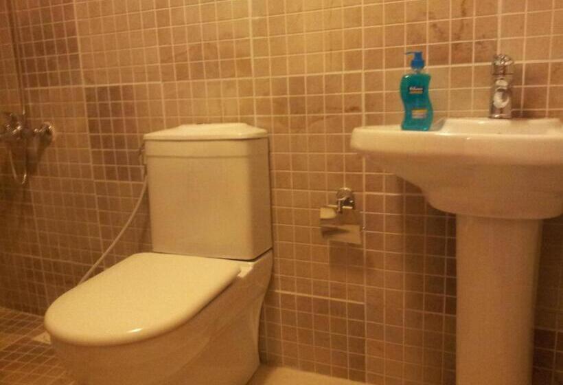 اتاق اکونومی, Jordan River