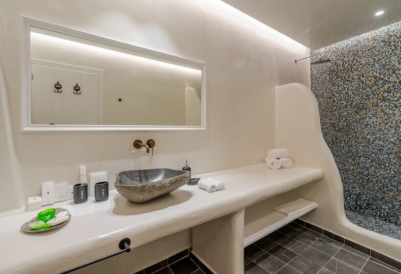 سوئیت با چشم‌انداز, Secret Legend Suites