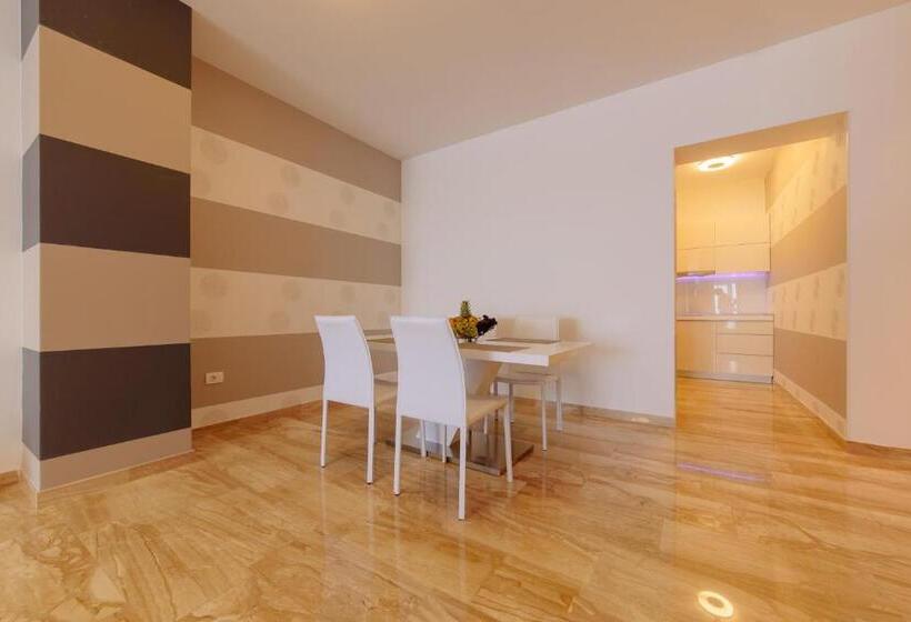 آپارتمان سوپریور 1 خوابه با چشمانداز دریا, Tre Canne