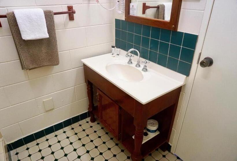 Номер Стандарт, Yongala Lodge By The Strand