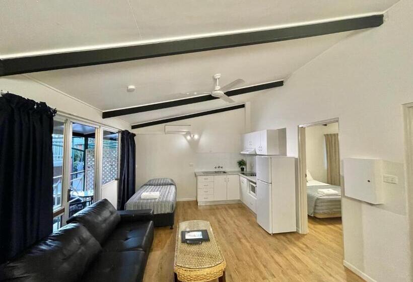 Апартаменты Superior 2 Спальни, Yongala Lodge By The Strand
