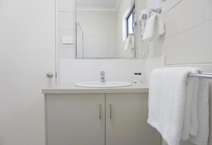 Семейный Номер, Yongala Lodge By The Strand