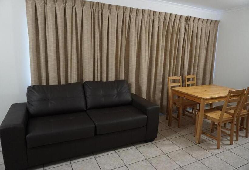 Апартаменты 1 Спальня, Yongala Lodge By The Strand