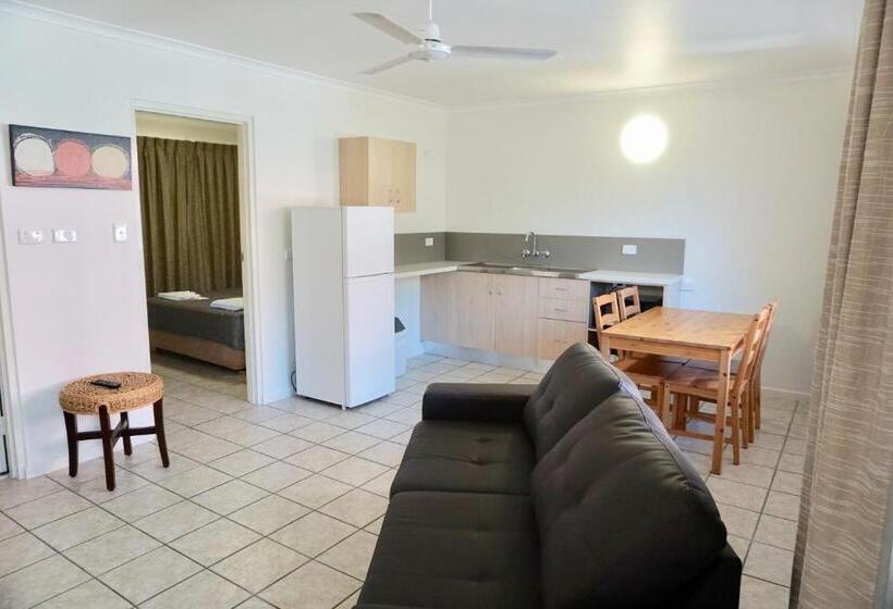 Апартаменты 1 Спальня, Yongala Lodge By The Strand