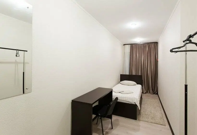 Chambre Standard Individuelle, Friendly