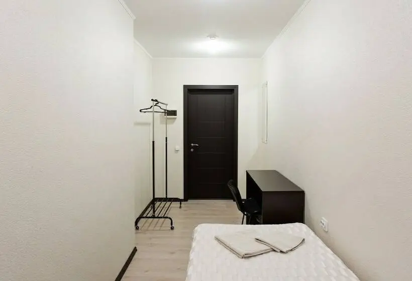 Chambre Standard Individuelle, Friendly