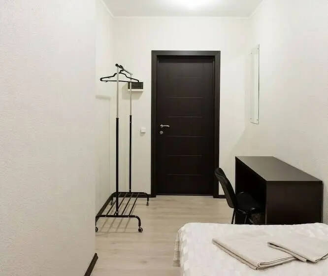 Chambre Standard Individuelle, Friendly