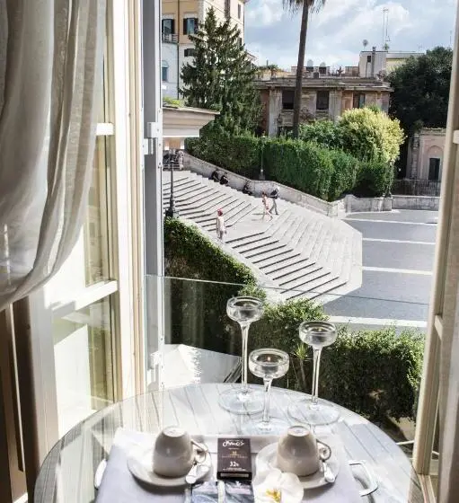 اتاق لوکس با چشم‌انداز شهر, Il Palazzetto