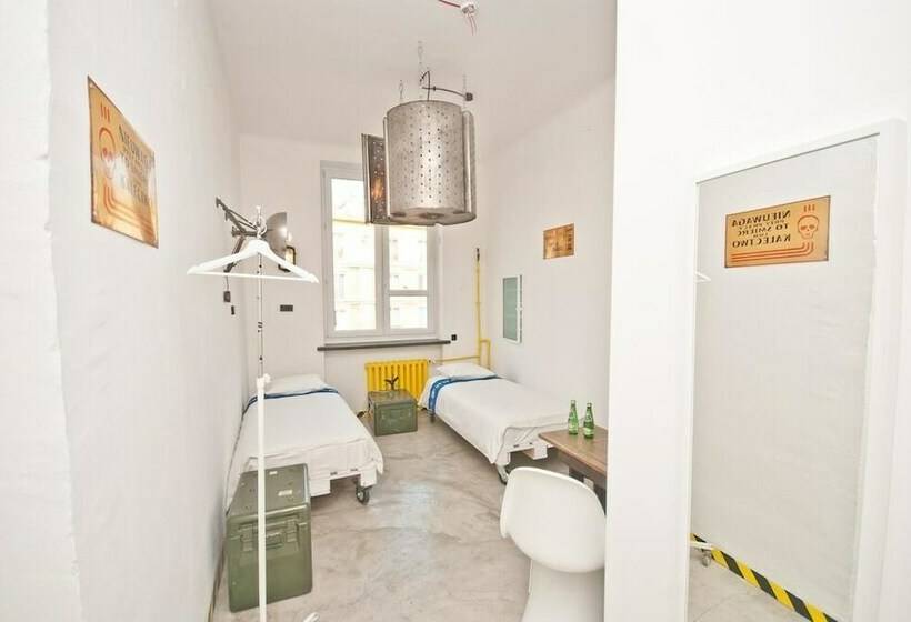 Standart Oda, Lofthotel Przychodnia