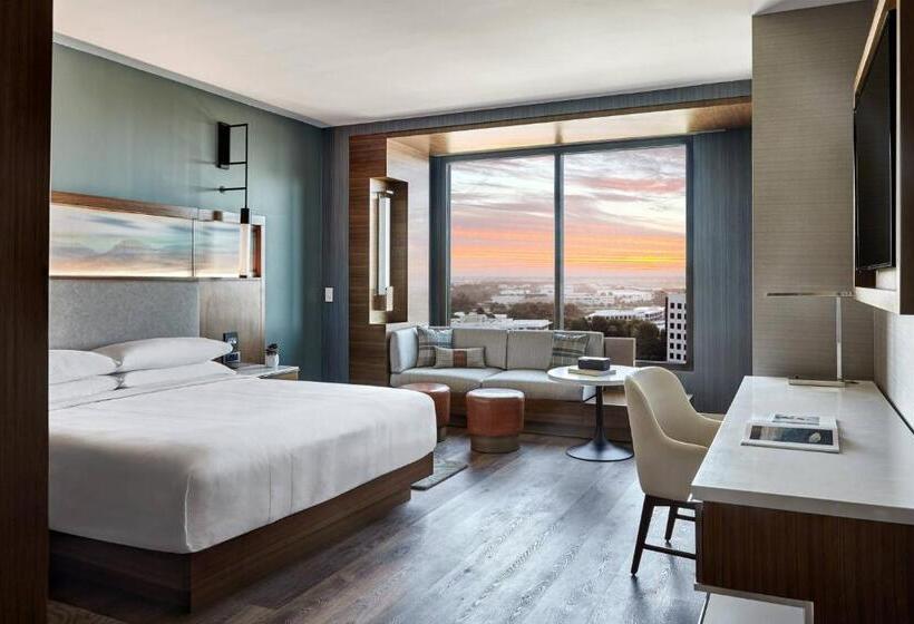 스탠다드 룸 킹사이즈 침대, Marriott Irvine Spectrum