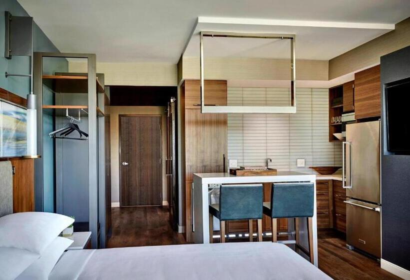 キングサイズベッドのスイートルーム, Marriott Irvine Spectrum