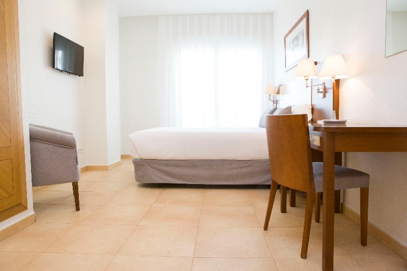 キングサイズベッドのスタンダードルーム, Marriott Irvine Spectrum