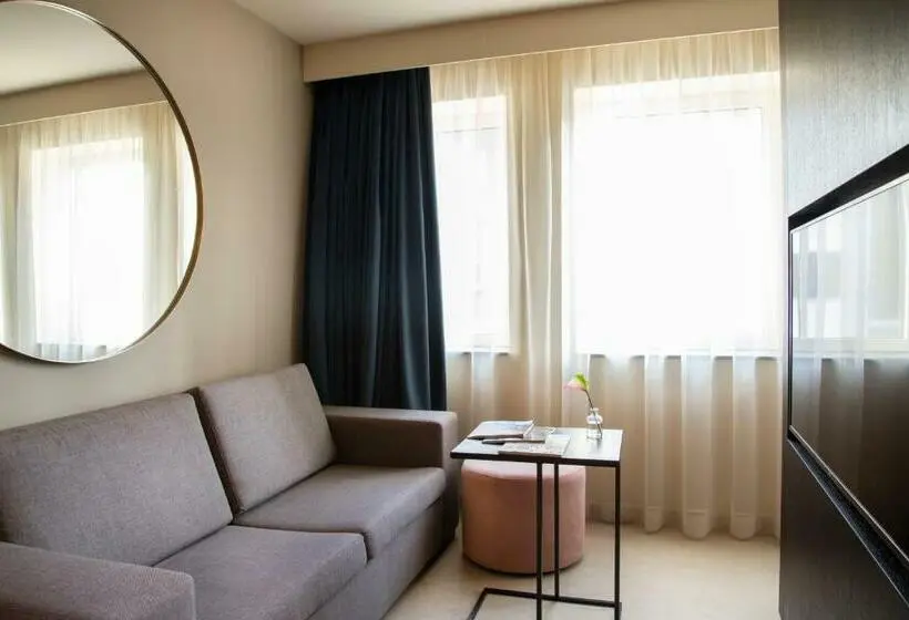 استودیوی استاندارد, Pestana Amsterdam Riverside