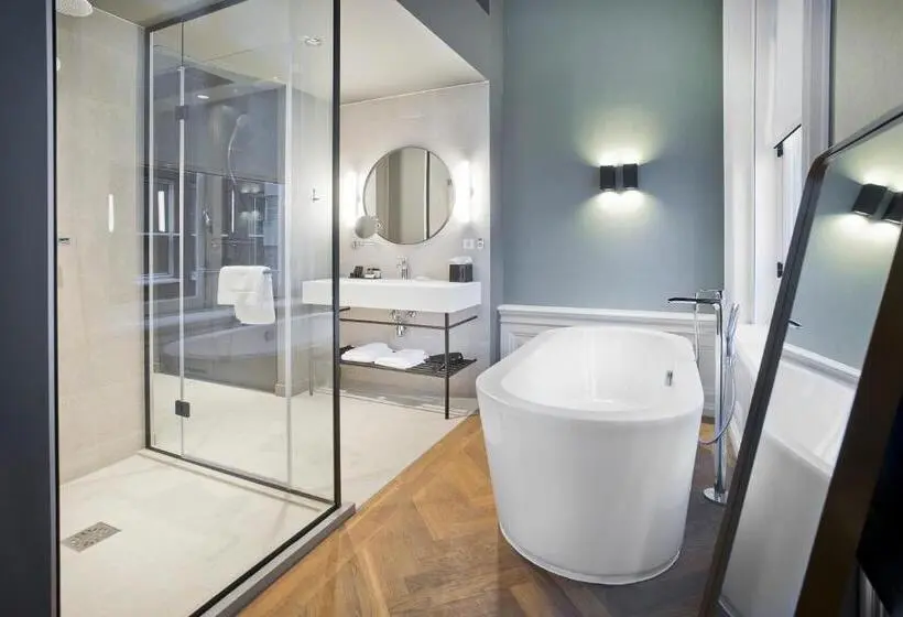 سوییت جونیور, Pestana Amsterdam Riverside