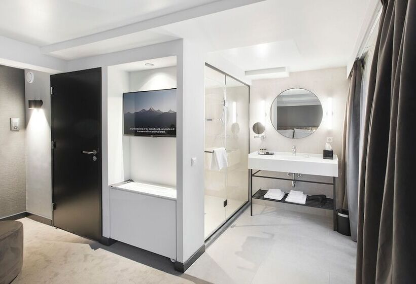 Номер Deluxe, Pestana Amsterdam Riverside