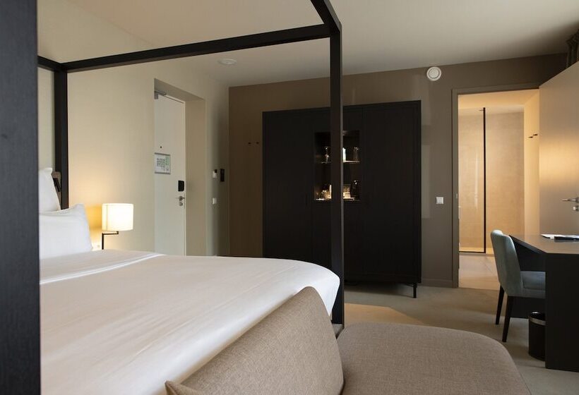 Номер Deluxe, Pestana Amsterdam Riverside