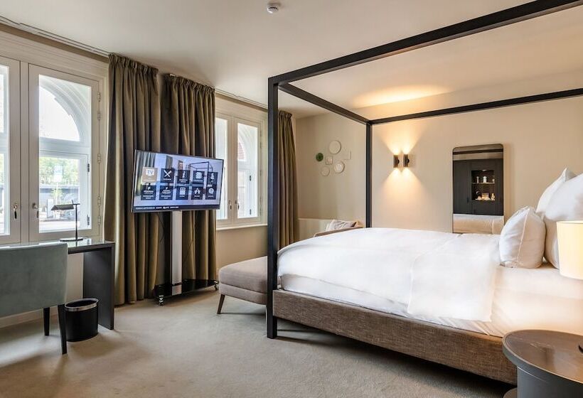 Номер Deluxe, Pestana Amsterdam Riverside
