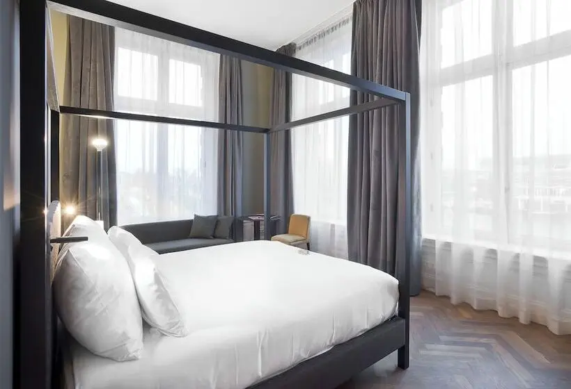 سوییت جونیور, Pestana Amsterdam Riverside