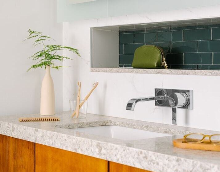 デラックススイート, The Circ Powered By Sonder