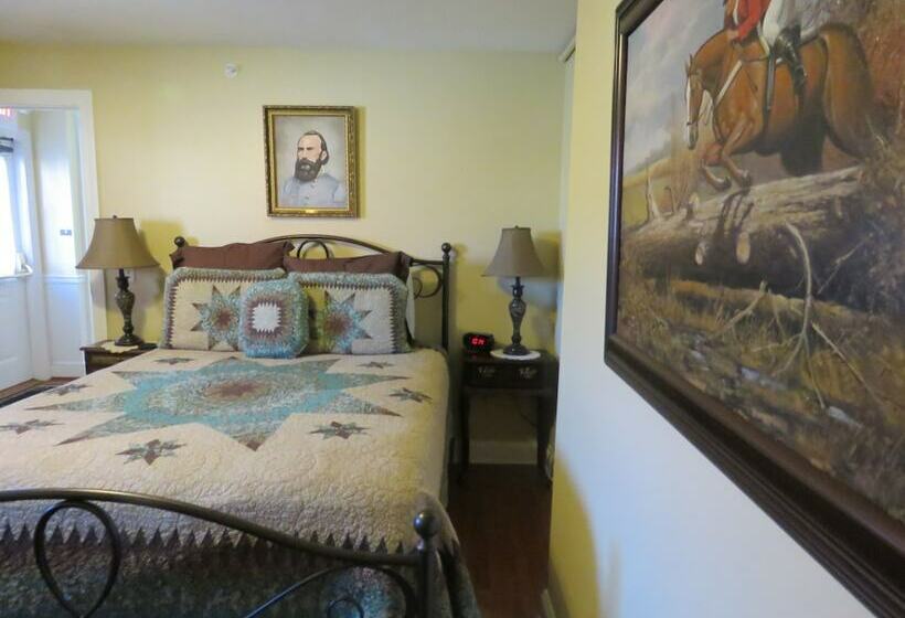 Номер Стандарт, The Swope Manor Bed & Breakfast