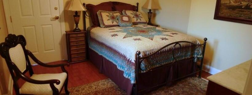 Номер Стандарт, The Swope Manor Bed & Breakfast