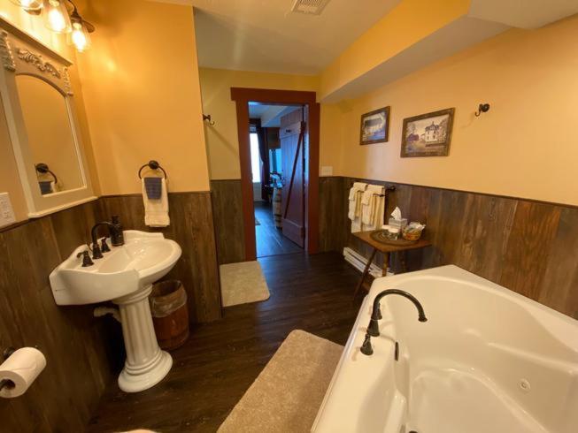 Номер Deluxe, The Swope Manor Bed & Breakfast