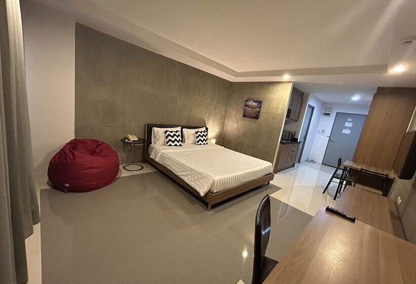 スタンダードルーム, We Grand Ever 9