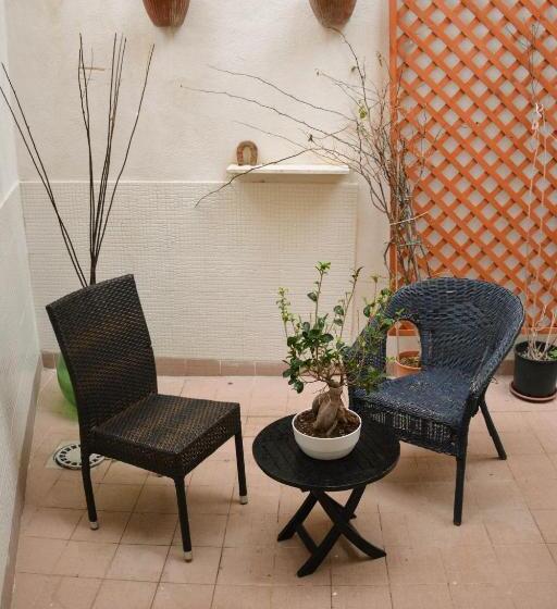 اتاق استاندارد سه نفره, B&b Le Colonne