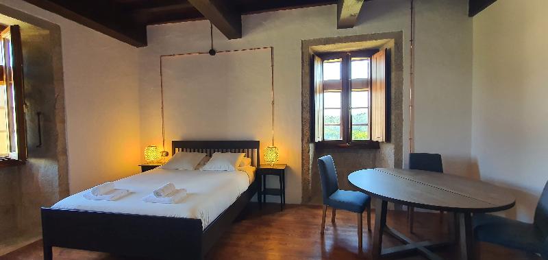 Люкс, Monasterio Y Pension De Moraime