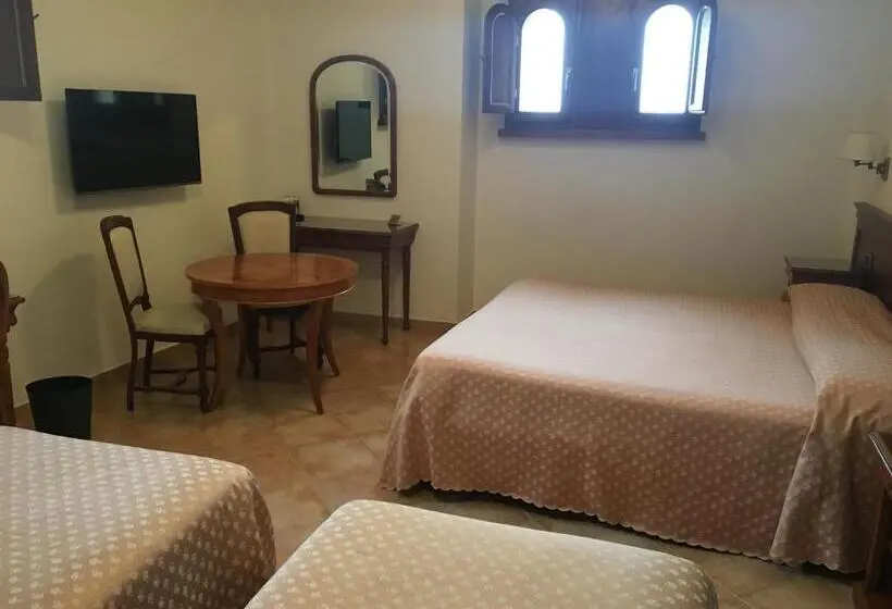 スタンダード４人部屋, Castello Di Septe