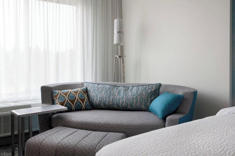 クイーンサイズベッドのスタンダードルーム, Courtyard By Marriott Pullman