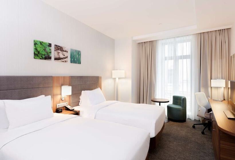 اتاق استاندارد, Hilton Garden Inn Bucharest Old Town