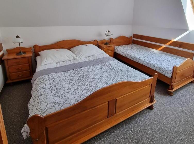 带3个卧室的公寓, Karkonosze