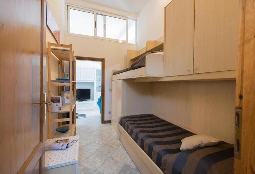 침실 3개 아파트, King