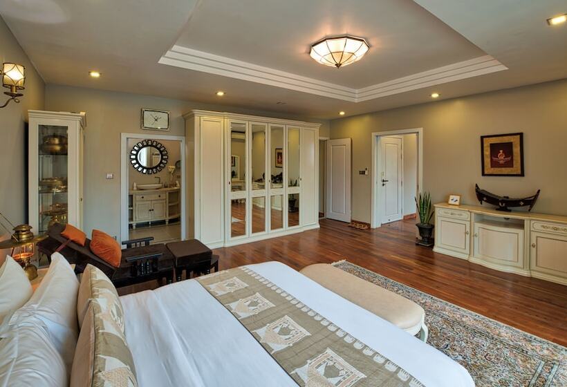 Люкс, Mane La Résidence