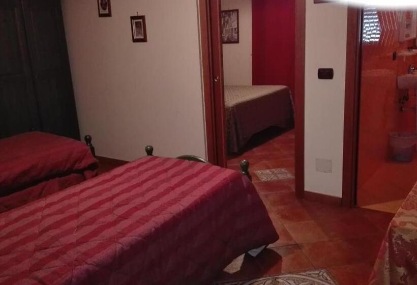 标准三人间, Sottovento