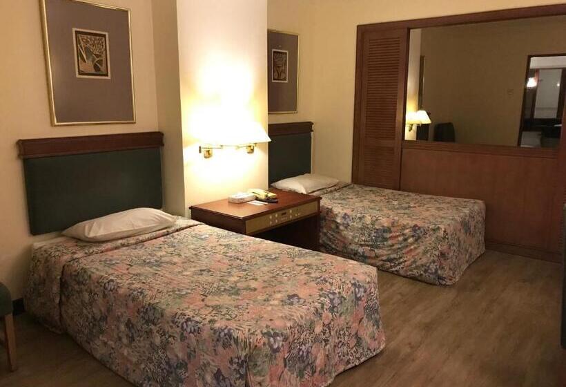 스탠다드 룸, The Executive Hotel Lahad Datu