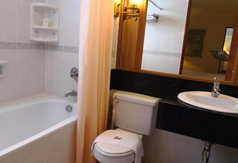 디럭스 룸, The Executive Hotel Lahad Datu