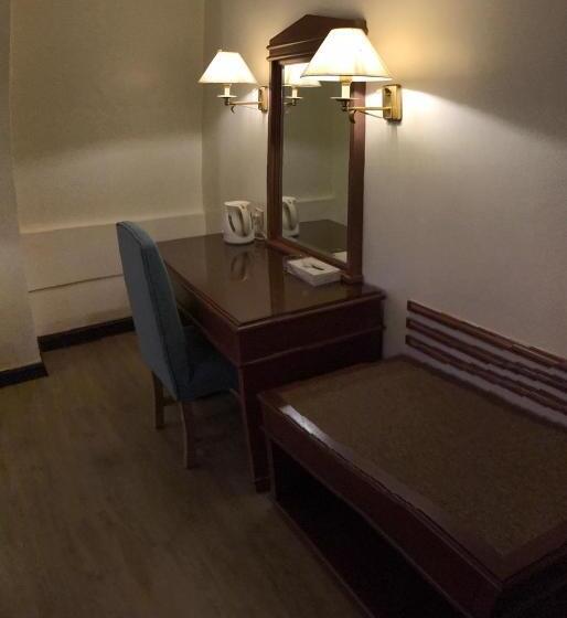 싱글 디럭스 룸, The Executive Hotel Lahad Datu