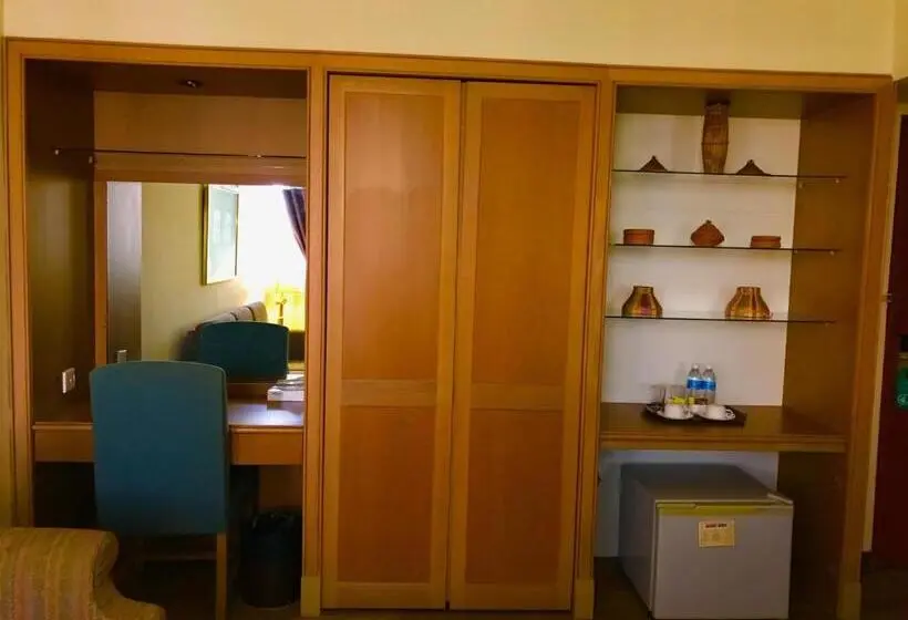 スーペリアースイート, The Executive Hotel Lahad Datu