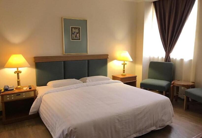 수피리어 스위트, The Executive Hotel Lahad Datu