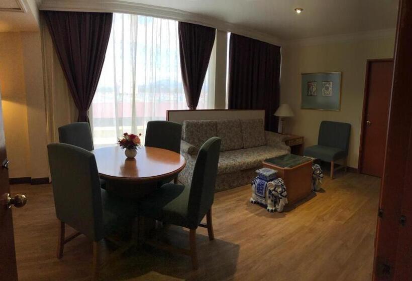 프레지덴셜 스위트, The Executive Hotel Lahad Datu