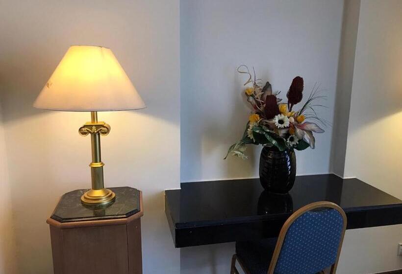 프레지덴셜 스위트, The Executive Hotel Lahad Datu