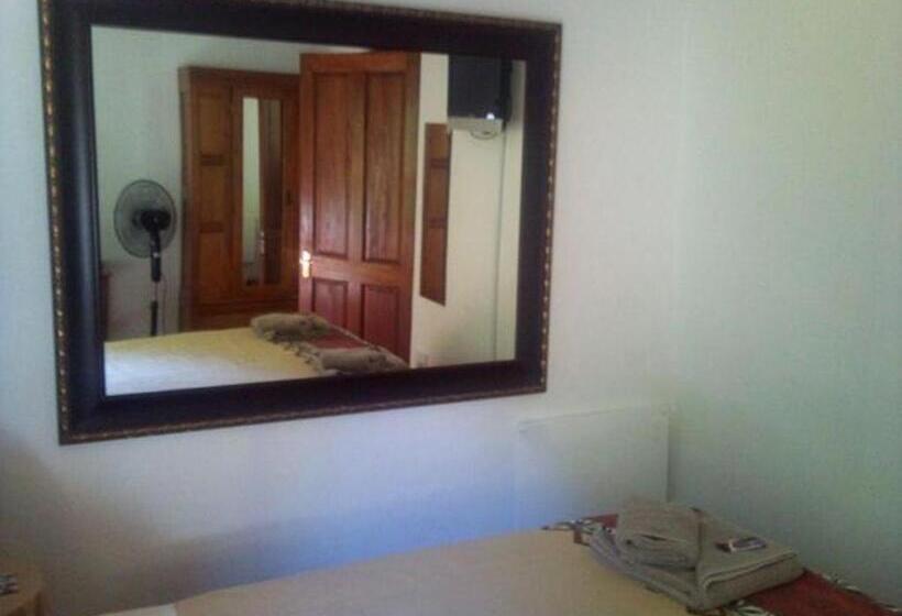 דירת חדר, Magnolia Place Guest Houses