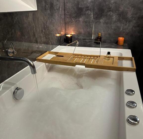 带大床的标准间, Tarskavaig B&b